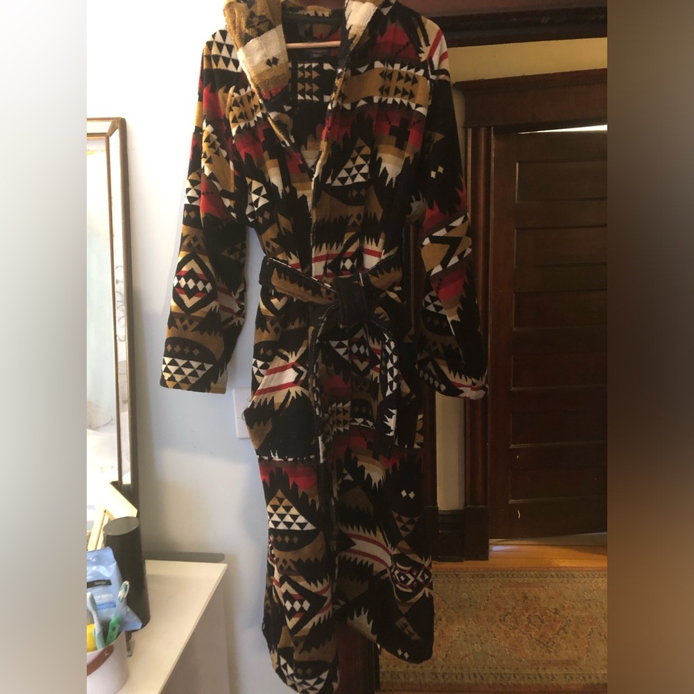 Pendleton iconic Aztec Pattern cotton Terry robe — Black, Brown, Red, Cream